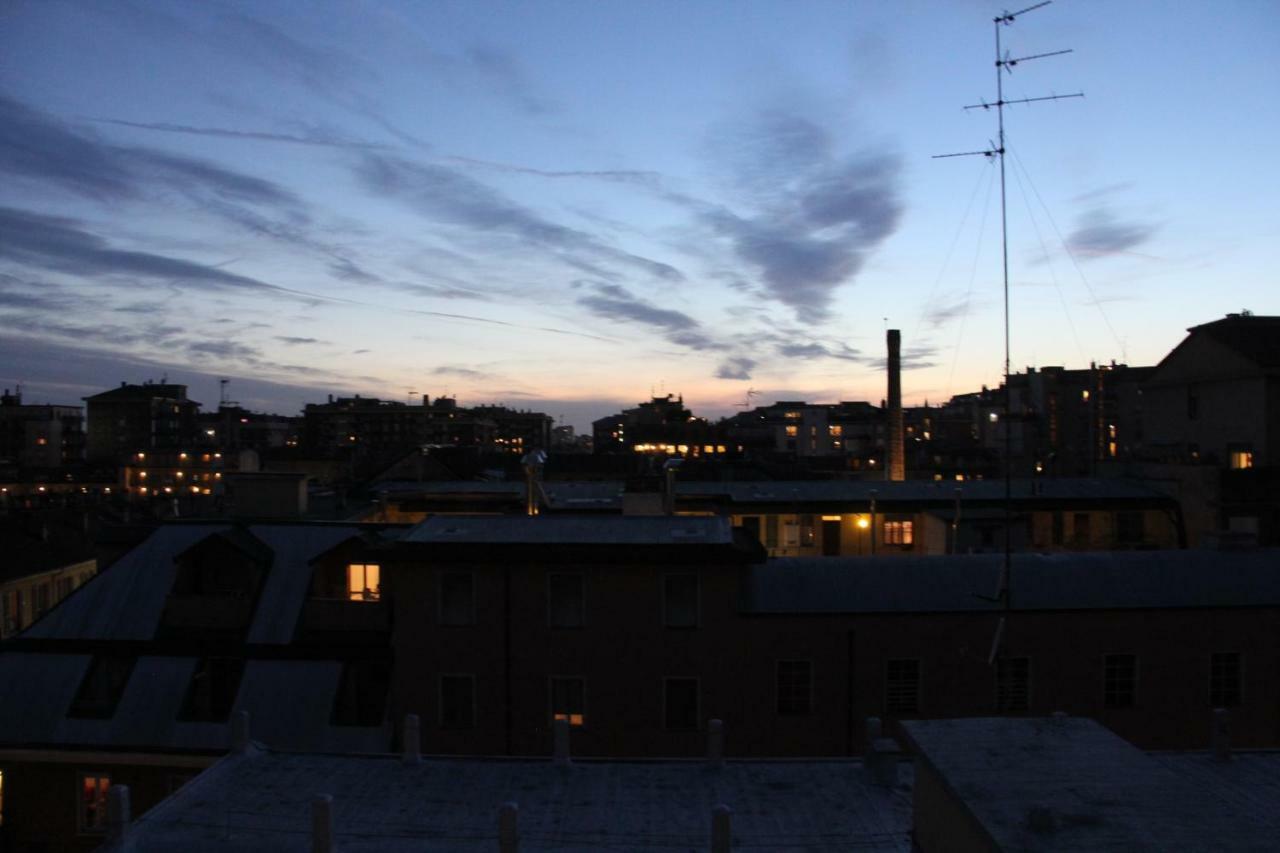 Sky6 Appartamento Milano Esterno foto